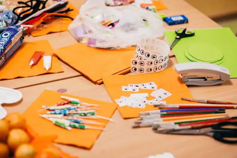 How to Use Arts and Crafts in EFL/ESL + 7 easy activities